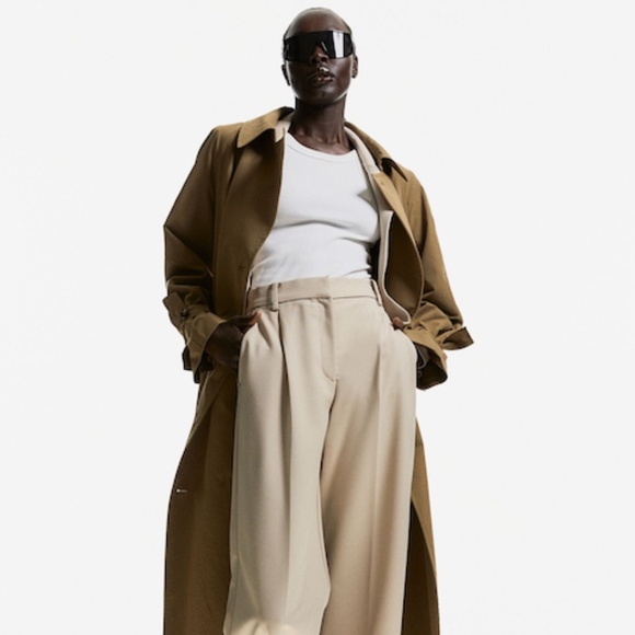 Khaki H&M Straight Wide Legged High Waisted Dress Trouser Work Pant (Size 8) - Picture 4 of 12